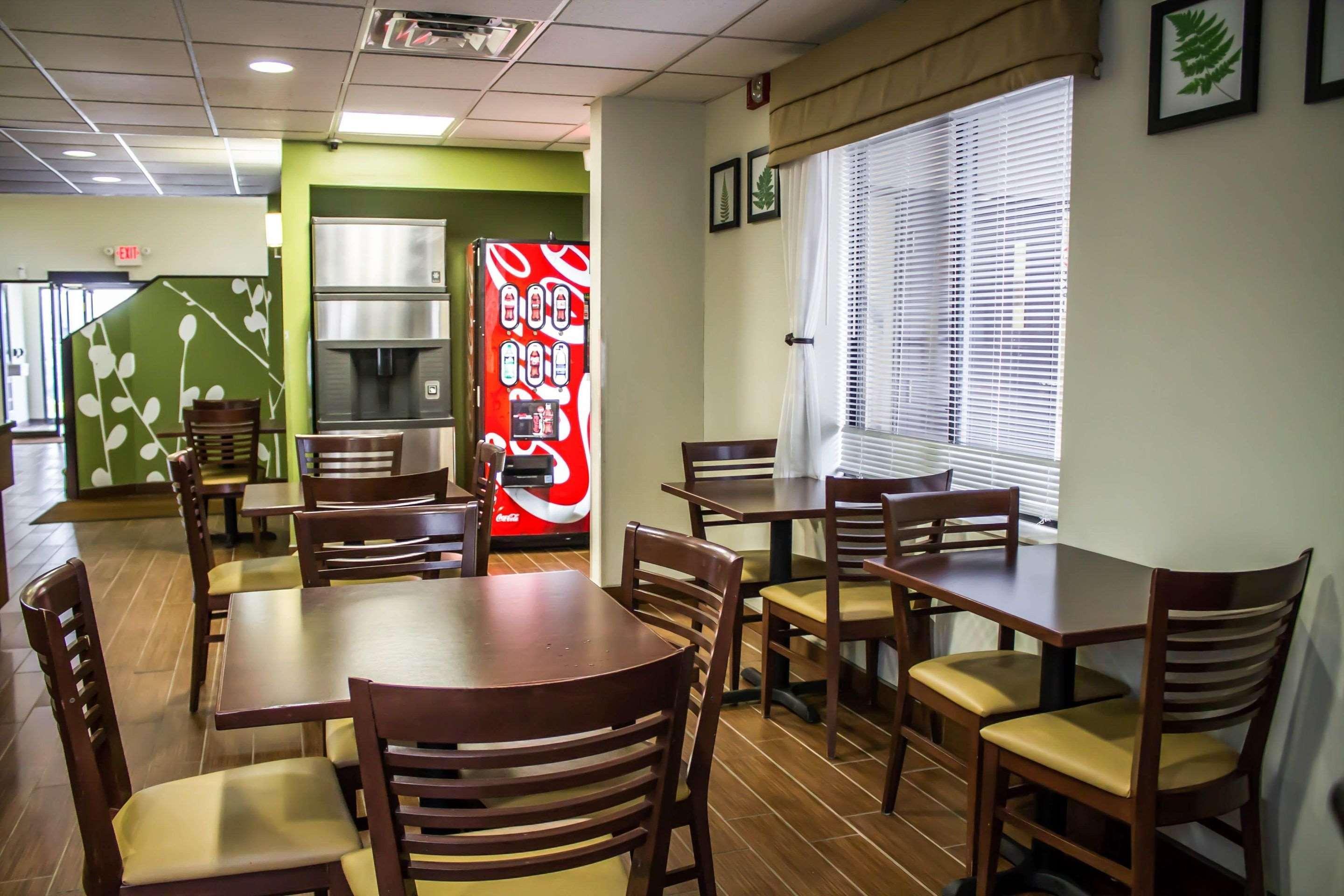Sleep Inn Austintown - Youngstown, West Екстериор снимка