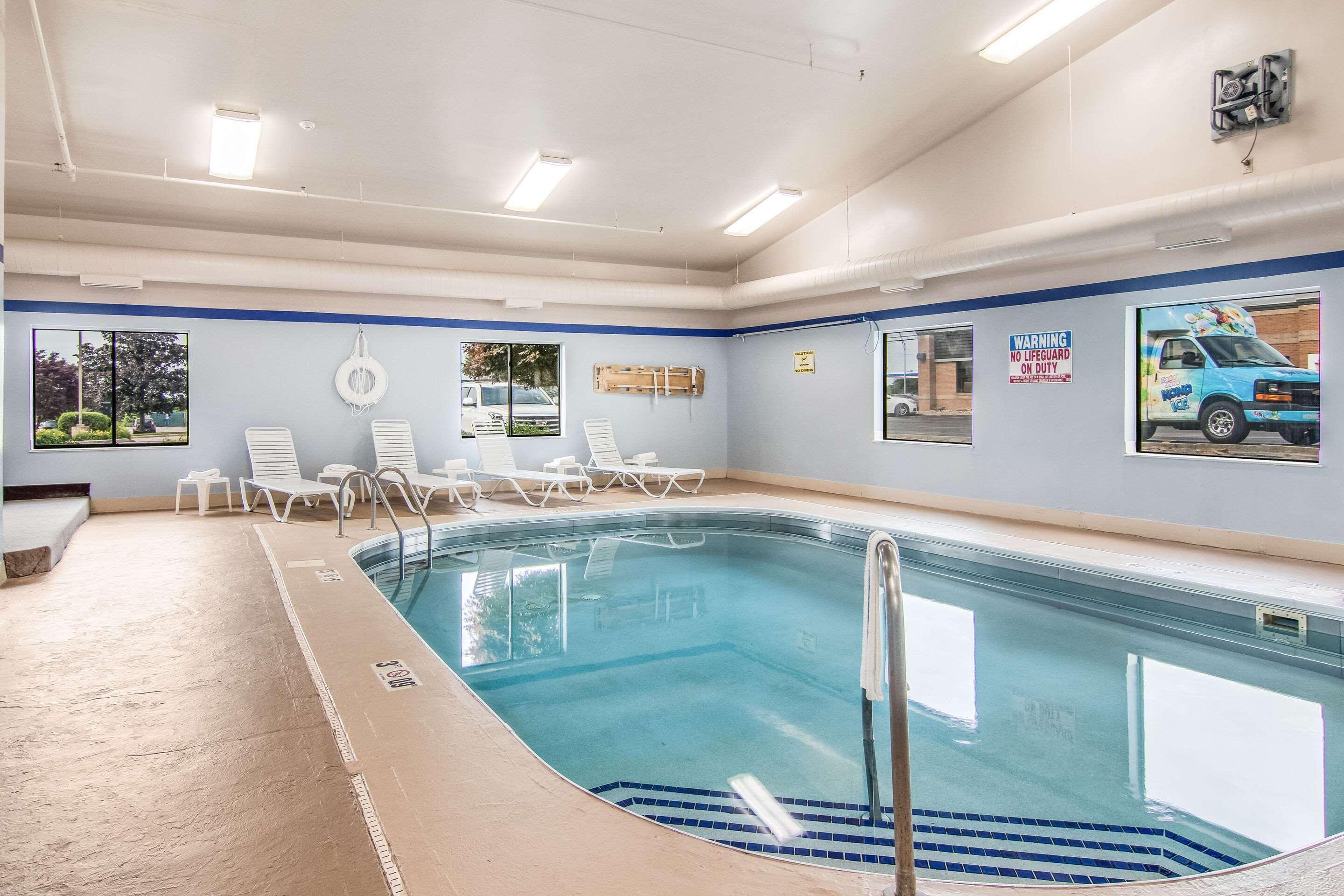 Sleep Inn Austintown - Youngstown, West Екстериор снимка